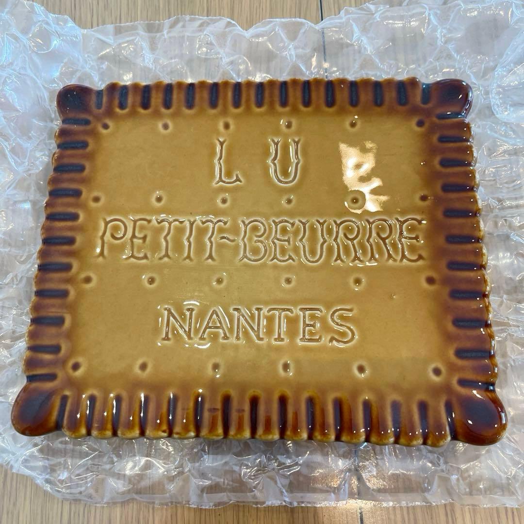 LU biscuit プレート　鍋敷き