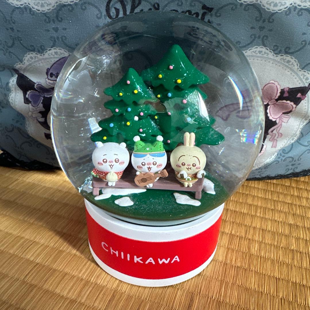 ちいかわ クリスマススノードーム