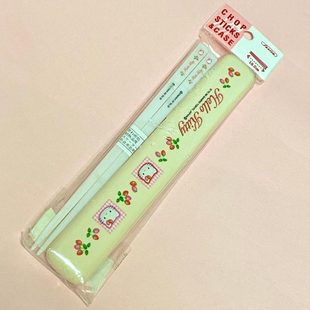 【uu】ハローキティ　お弁当箱　箸