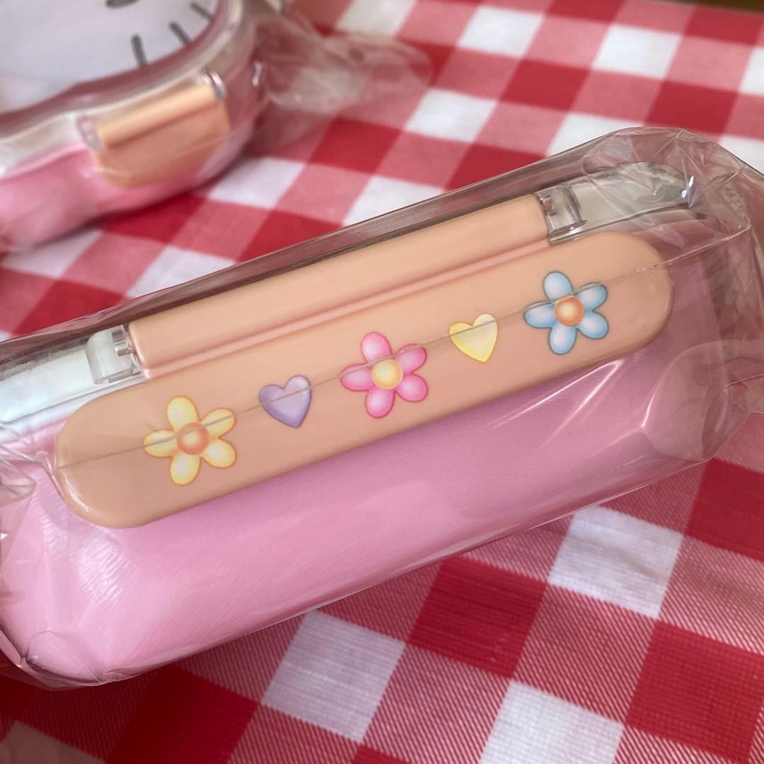 【uu】ハローキティ　お弁当箱　箸
