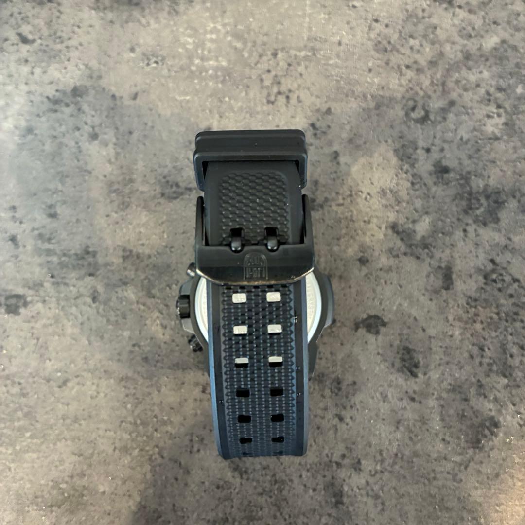 LUMINOX ESSENTIAL GEAR ブラック腕時計