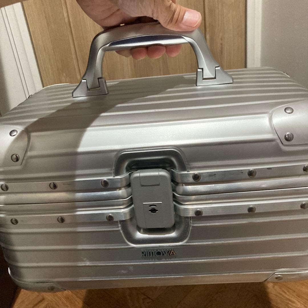 RIMOWA ビューティーケース　リモワビューティーケース　トパーズ