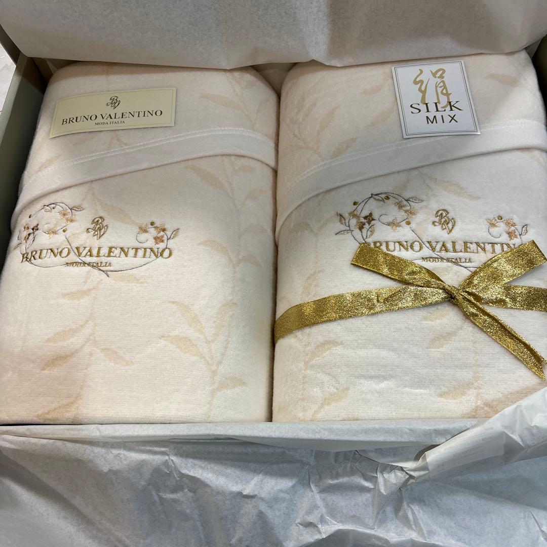 BRUNO VALENTINO 毛布　シルクミックス