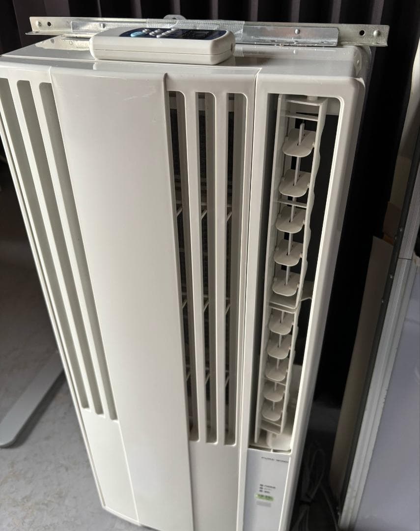 CORONA ウインドエアコン延長枠付き CW-1617 2017年製 Used