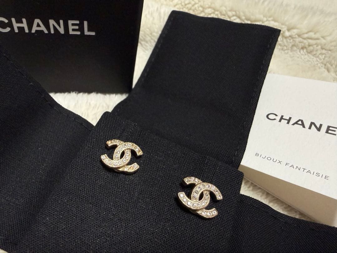 CHANEL◇CCロゴピアス◇GOLD