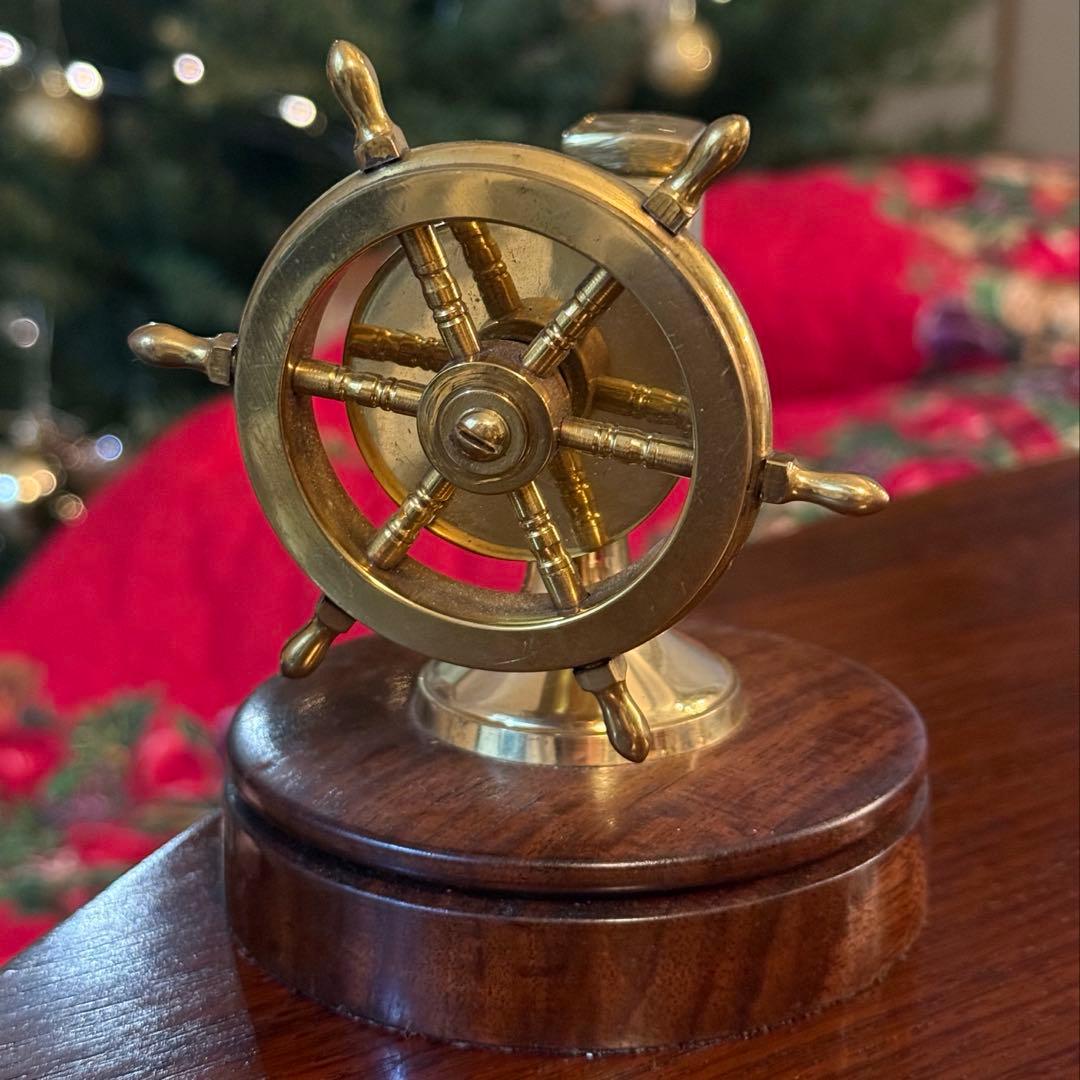 【真鍮くるみ割り】Brass Ships Wheel Nutcracker