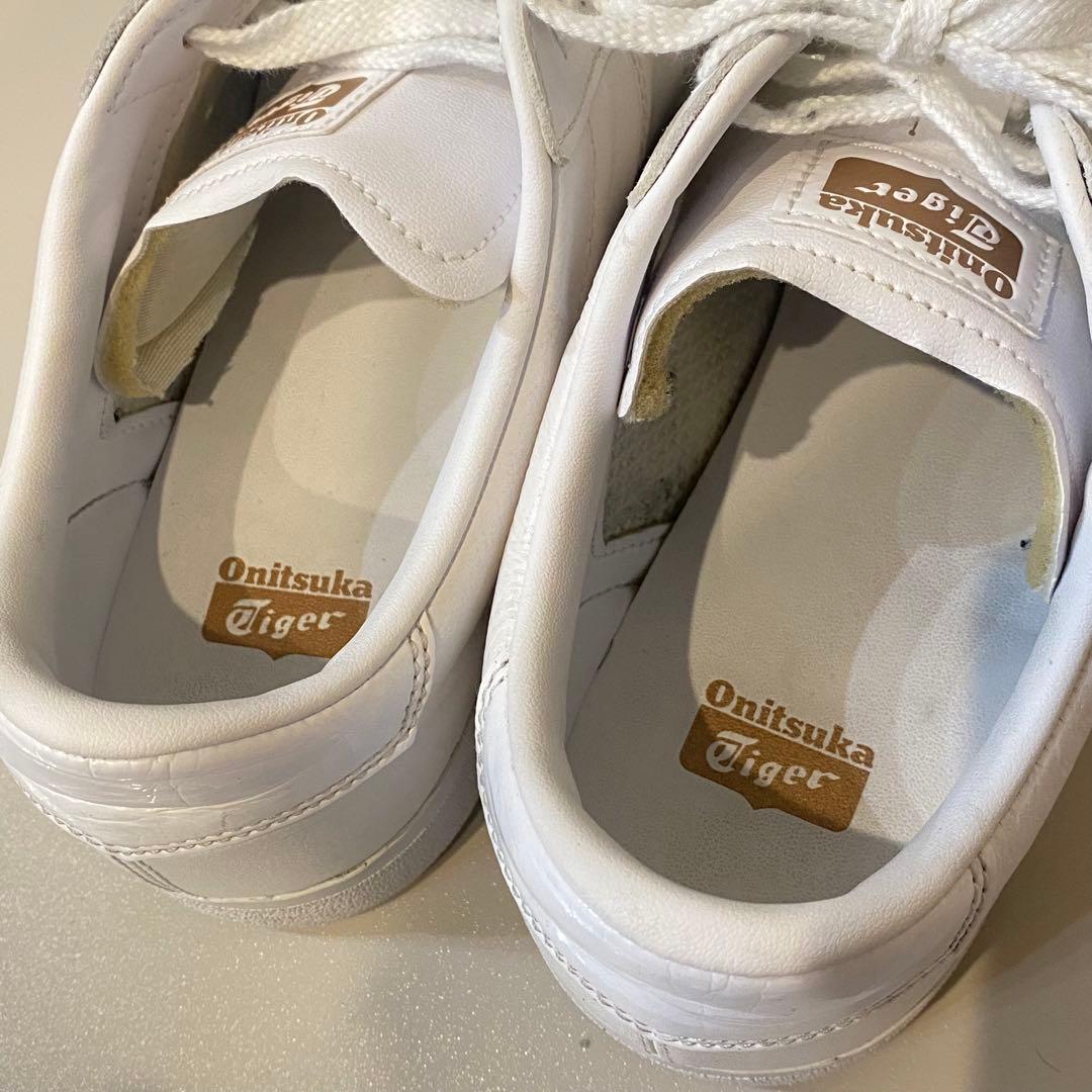 【美品】オニツカタイガー LAWNSHIP 3.0 スニーカー 27.0 白