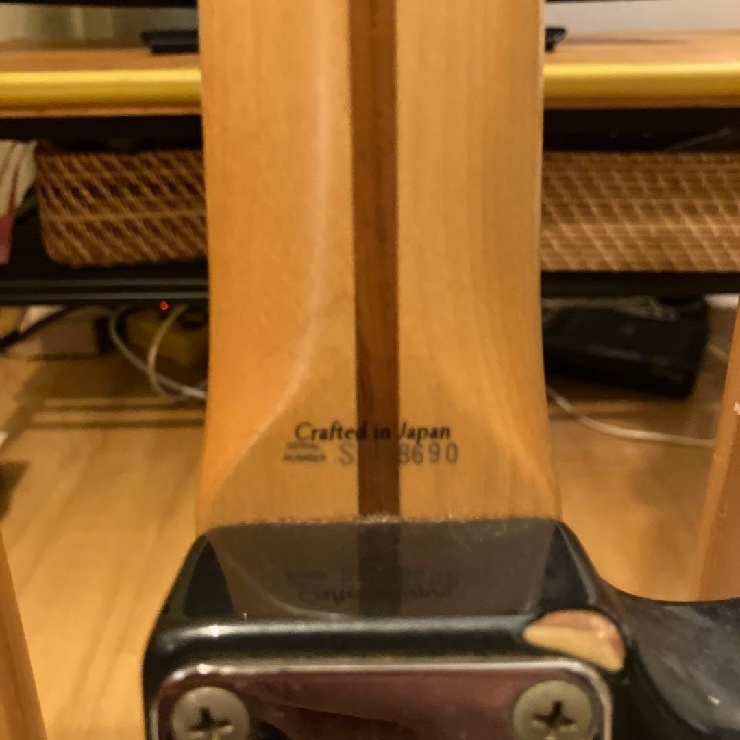 Fender Stratocaster 深いグリーン