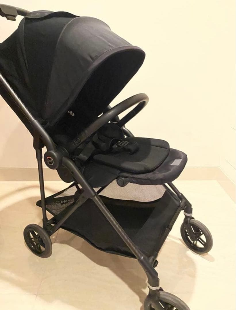 cybex メリオ　カーボン　ブラック