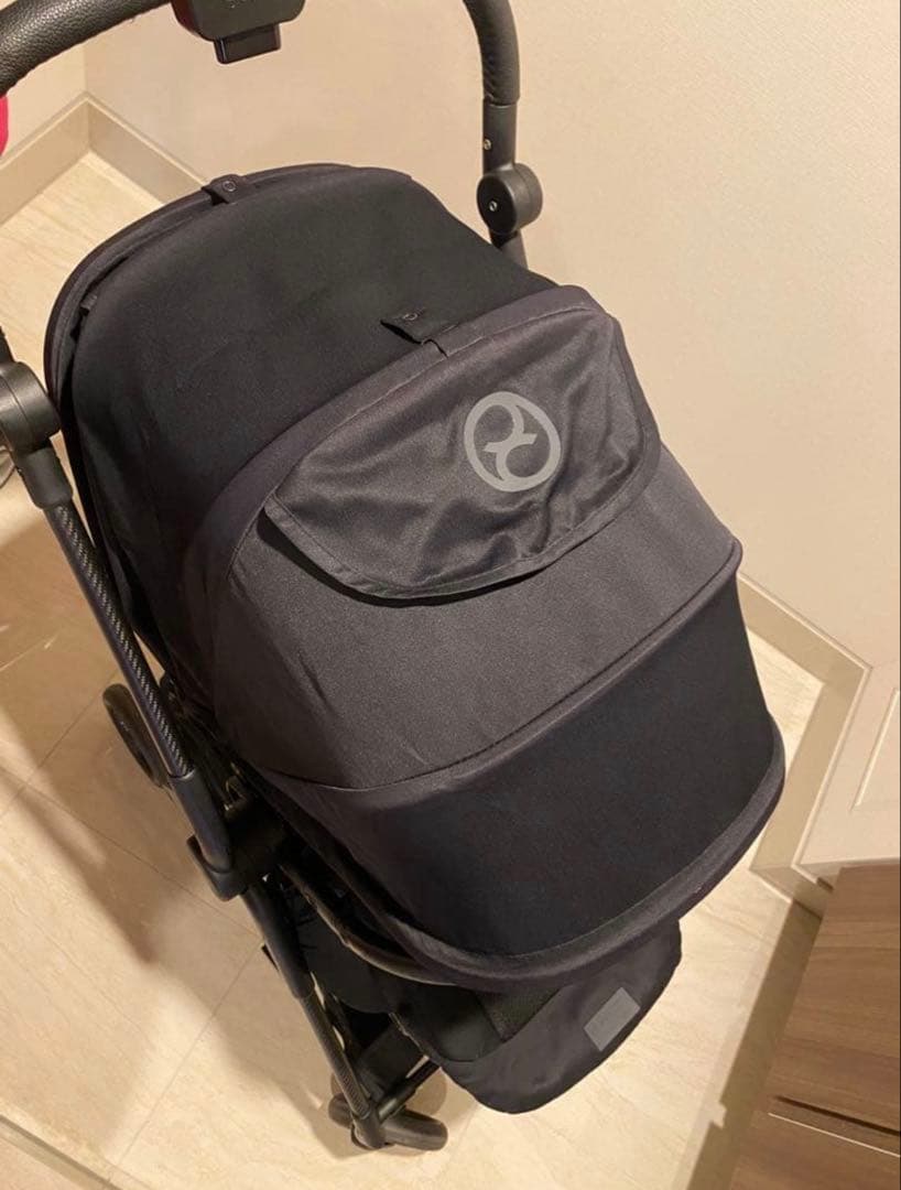 cybex メリオ　カーボン　ブラック