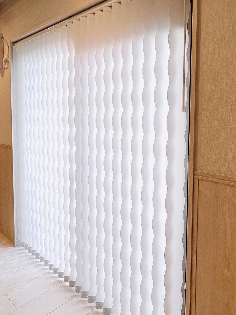 賃貸可【美品】レールのみ ウェーブデザインブラインド★ TOSOデュアルシェイプ