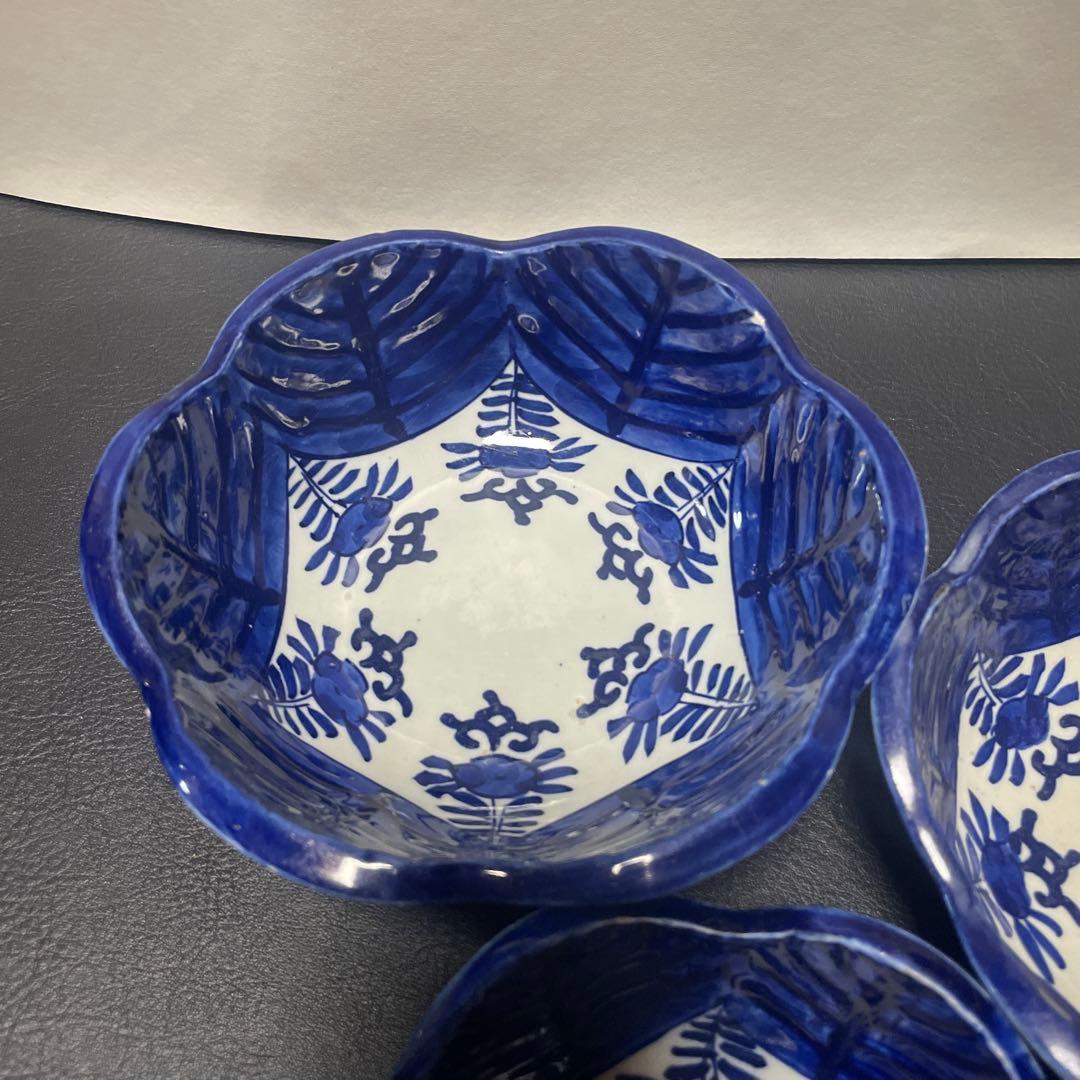古伊万里　花形皿 深鉢　3枚セット 木箱付き　染付　深鉢　ベロ藍　大中小