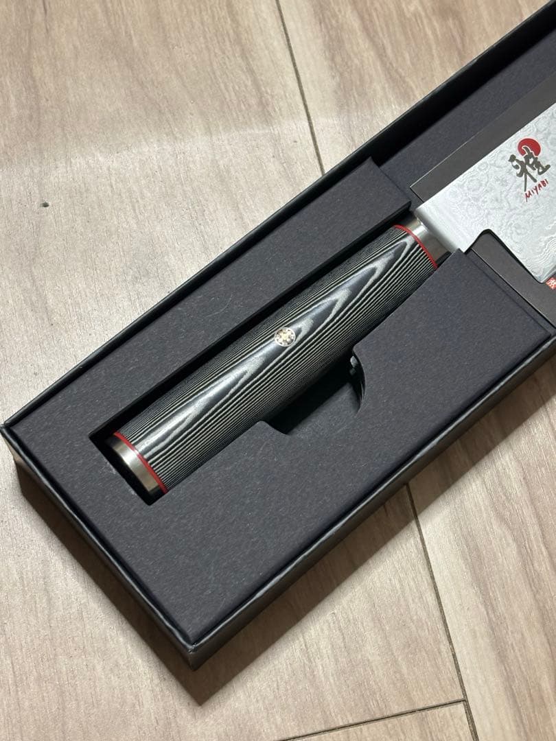 Nyomanさま用　【未使用】包丁　雅　牛刀 20cm ダマスカス模様
