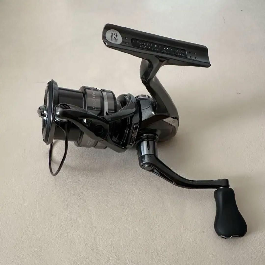 21コンプレックスXR 2500 F6 HG シマノ　スピニングリール