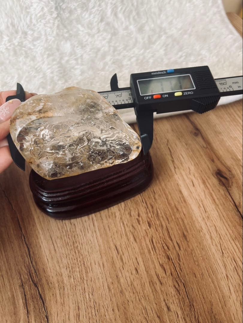 高品質 龍の彫刻 台座付き水晶ヒーラー共生 天然石