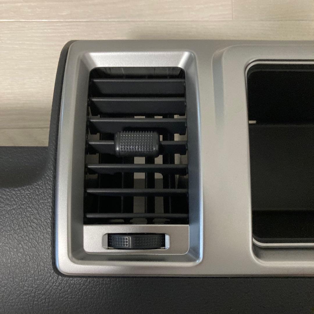 ハイエース200系　ワイド　純正オーディオパネル