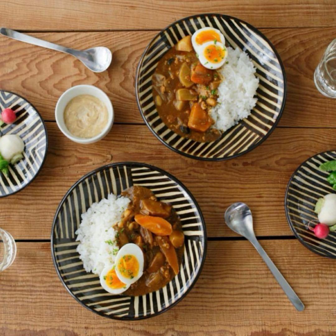 やちむん　育陶園　kamany SEN 7寸皿