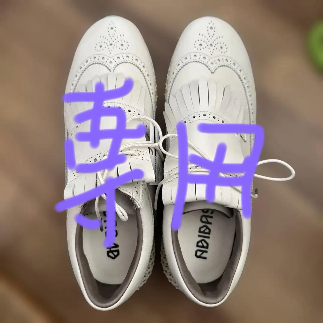 adidas ホワイト ゴルフシューズ
