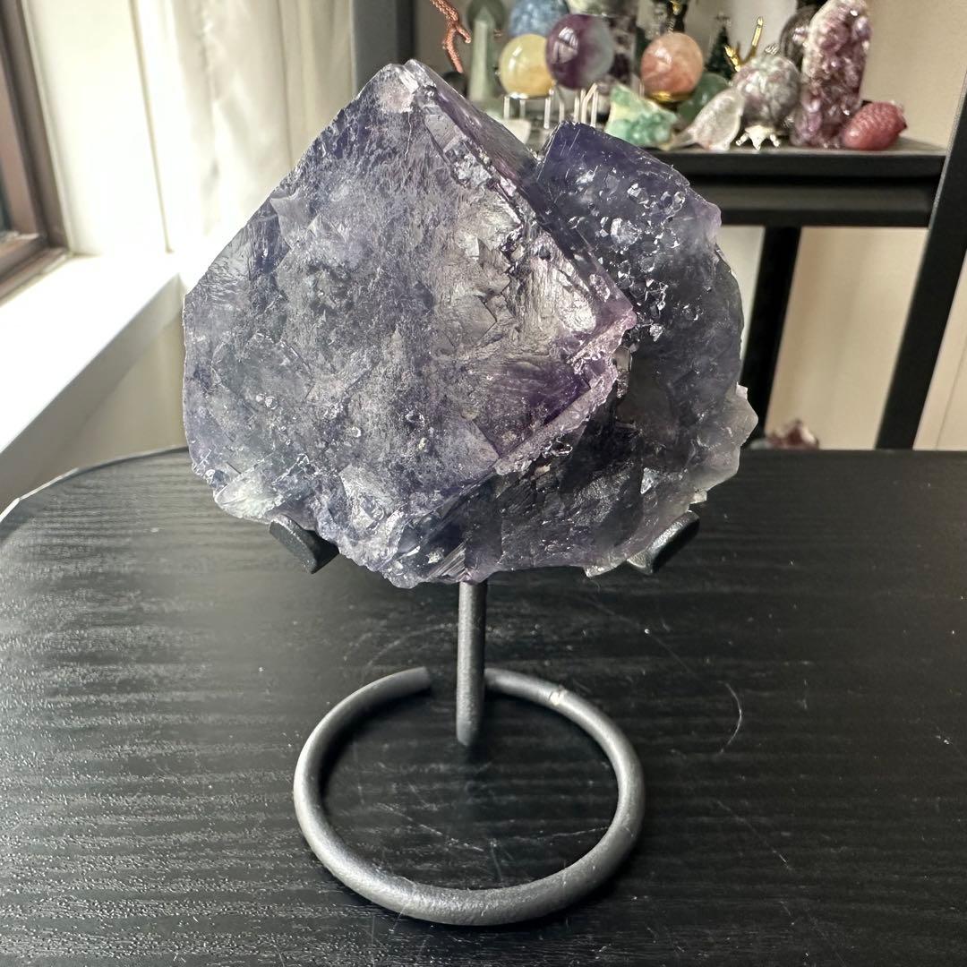 天然石水晶共生フローライトの原石　置物　鉱物NO.051715