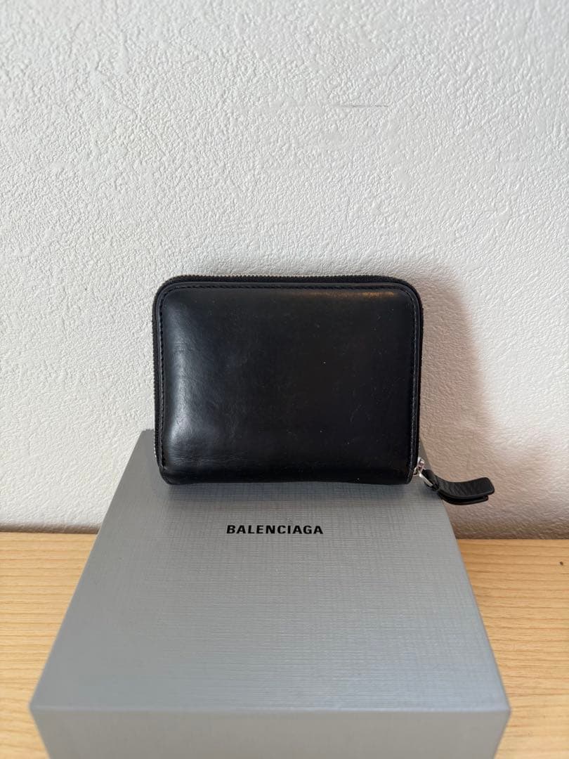 BALENCIAGA 二つ折りレザー財布　メンズ