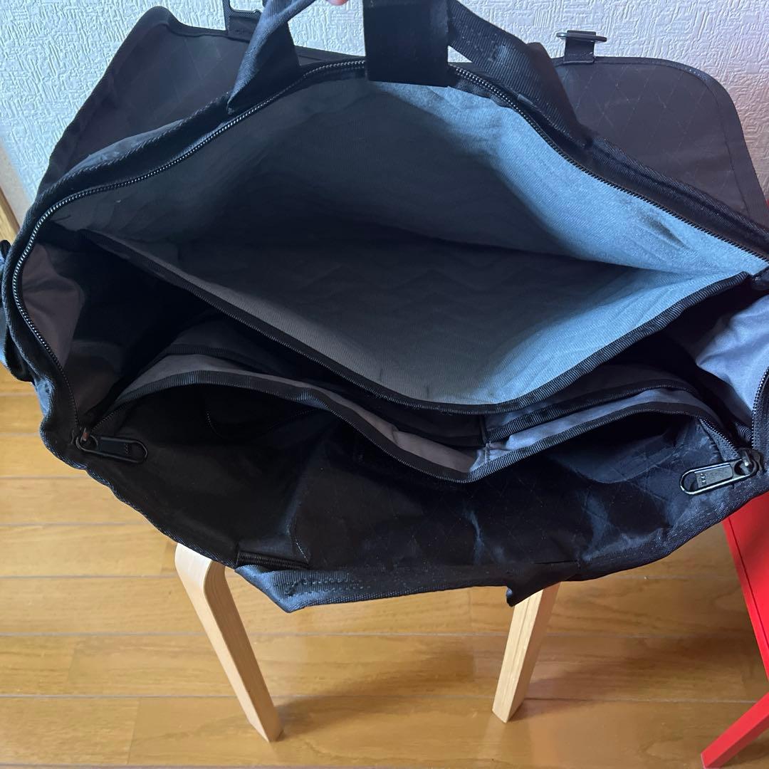 アクセサリー CHROME MIDTOWN 20L MESSENGER
