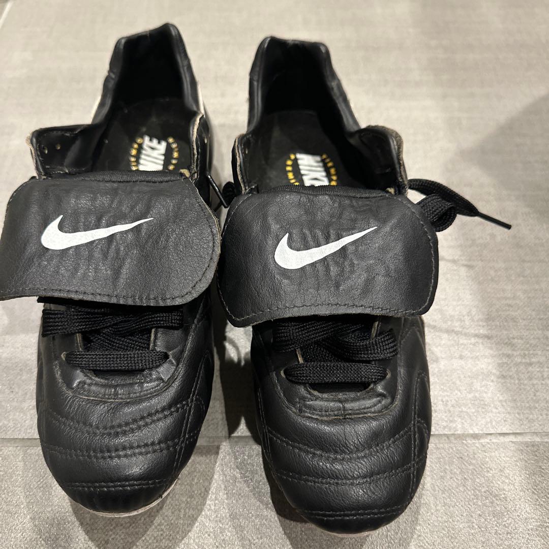 Nikeティエンポプレミア