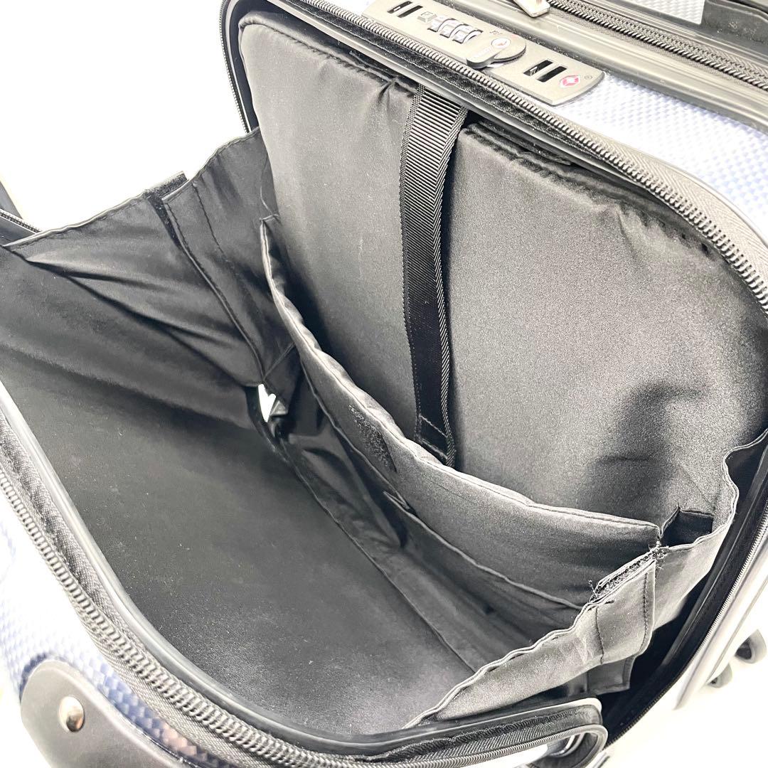 【美品】エース プリズム スーツケース 4輪 33L 機内持ち込み可 ネイビー