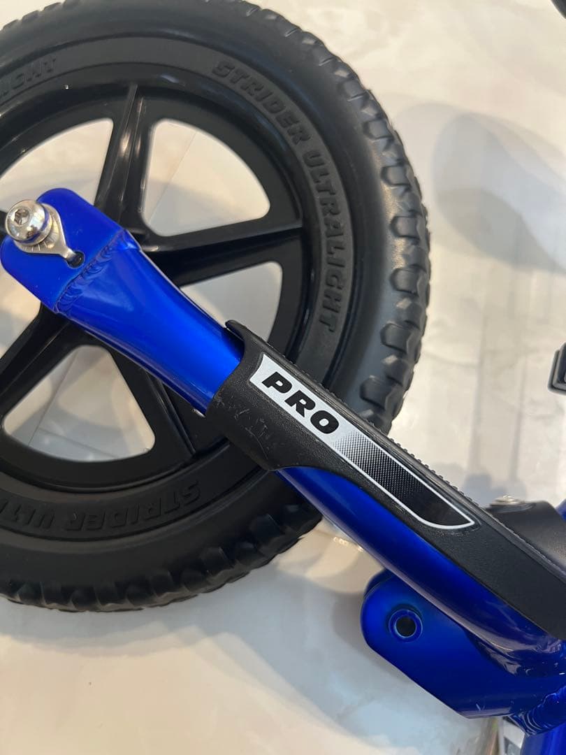 極美品STRIDER PRO ストライダープロ12インチ コドモディーポ