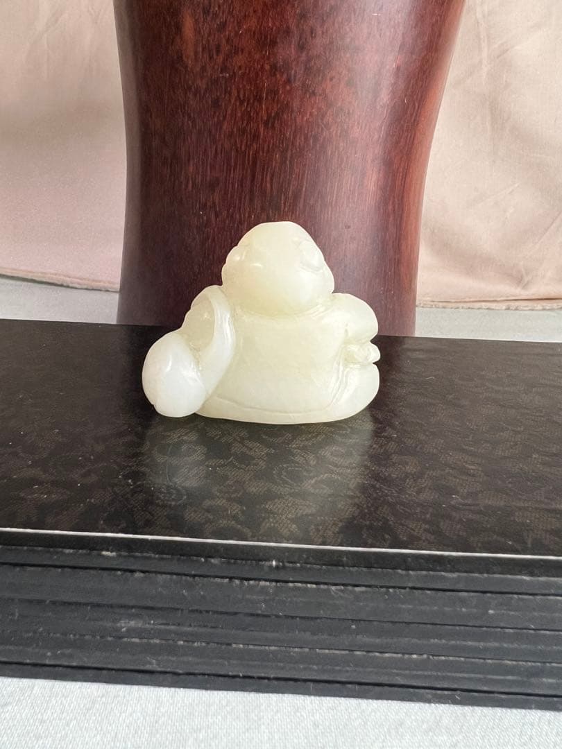 原石 玉 人物 彫刻