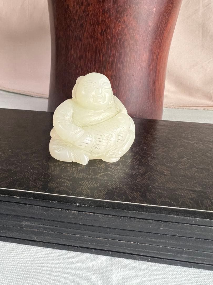 原石 玉 人物 彫刻