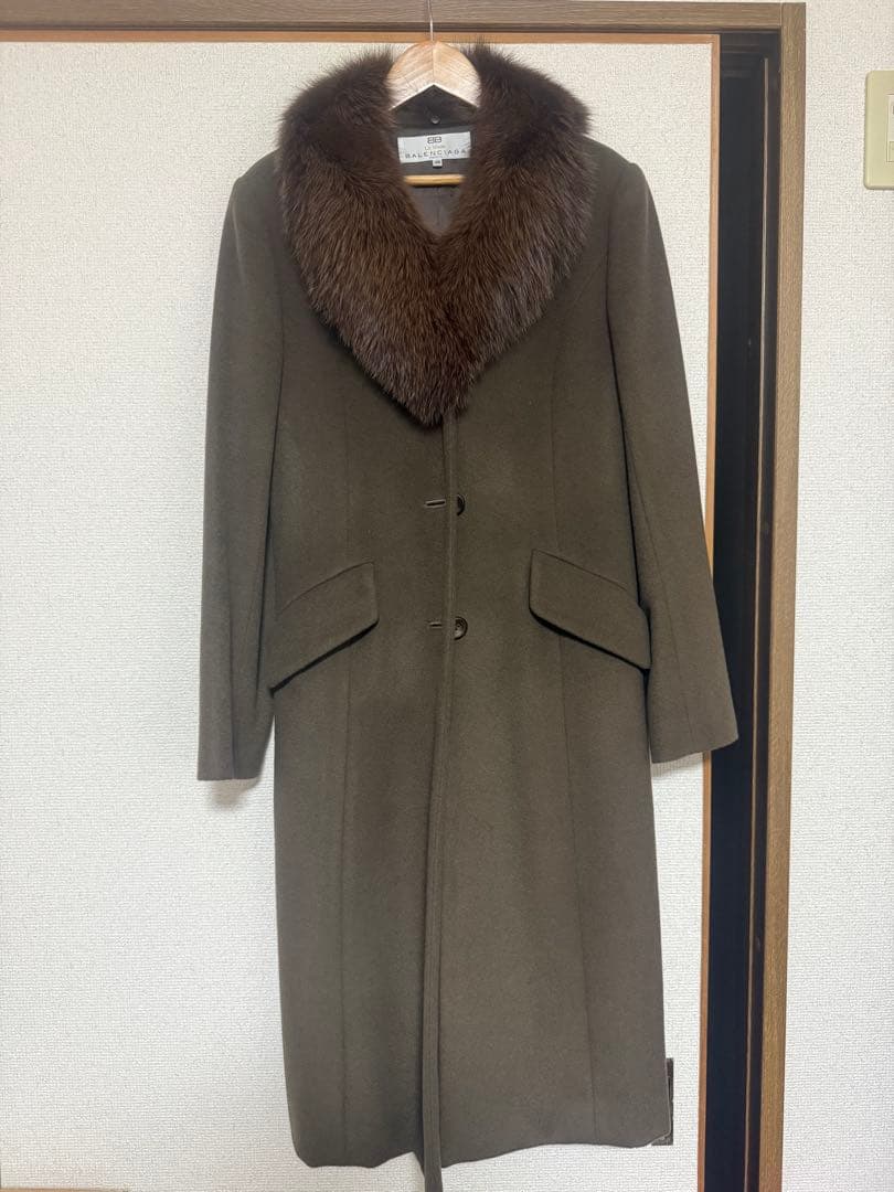 バレンシアガ　コート　ファー付き