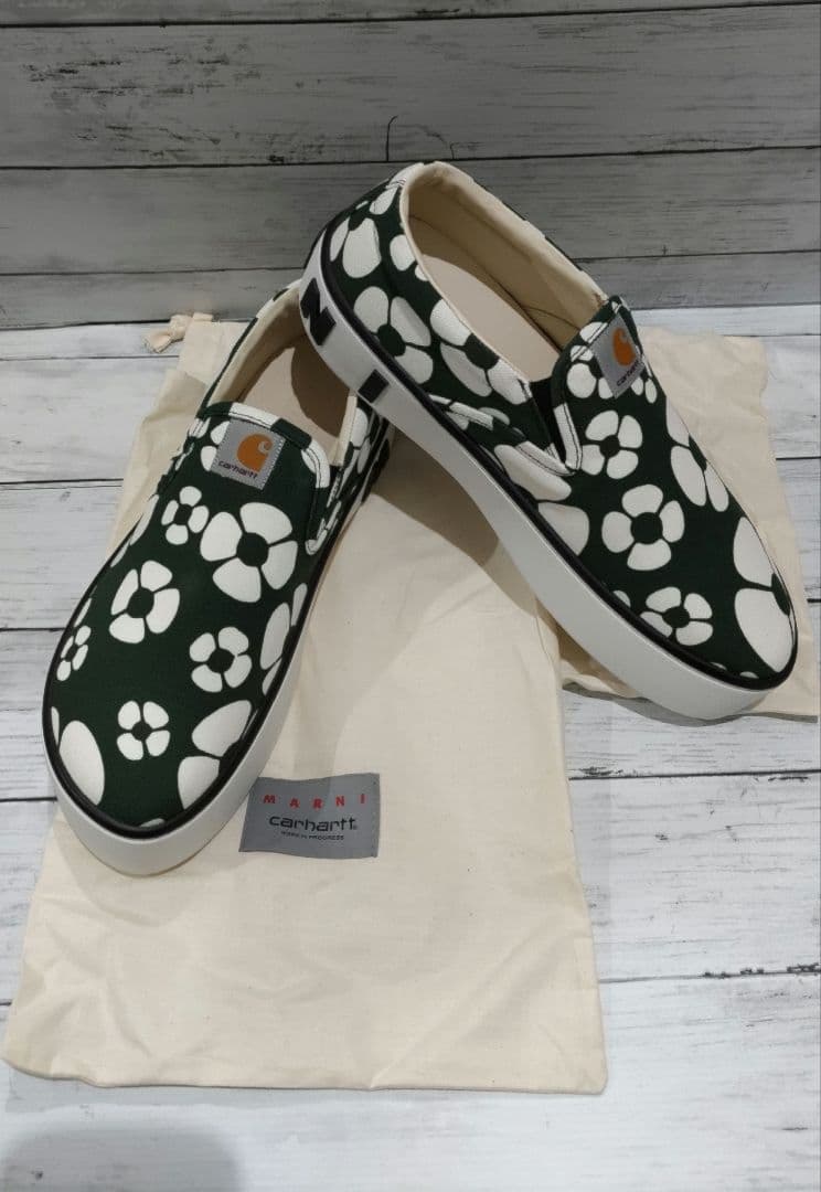 あ*む様 定価9.7万 新品 MARNI × CARHARTT WIP スリッポ