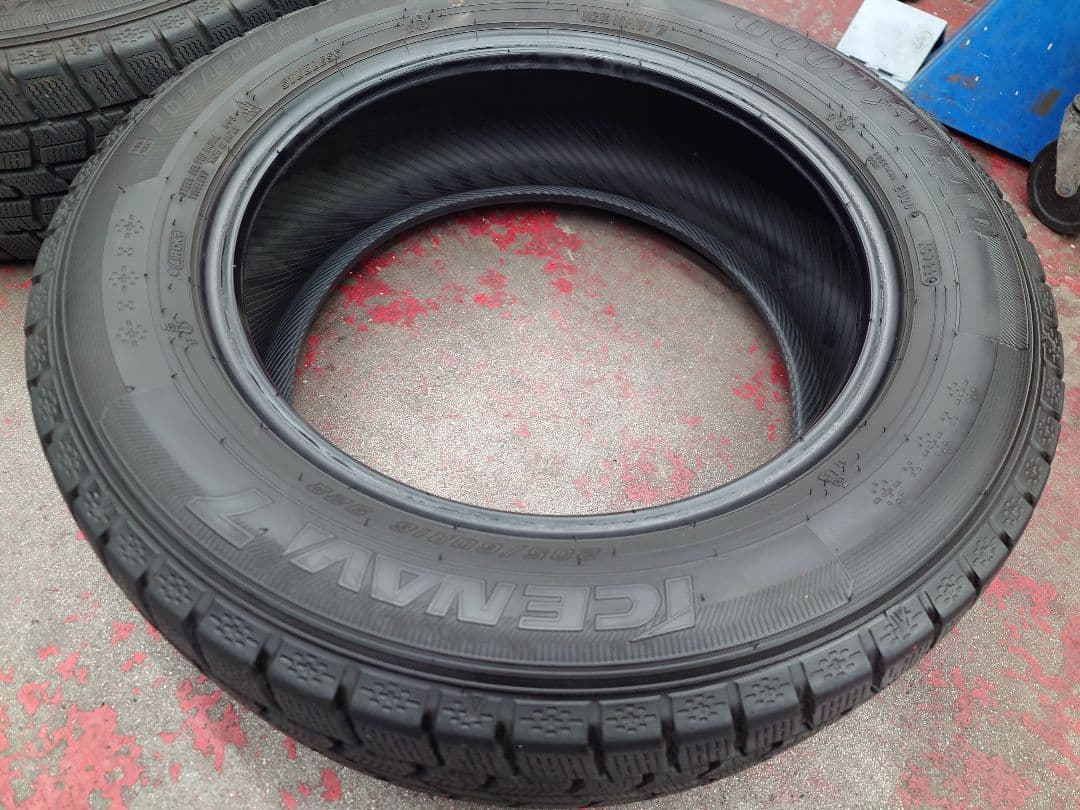 GOOD YEAR アイスナビ7 205/60R16 ステップワゴン等