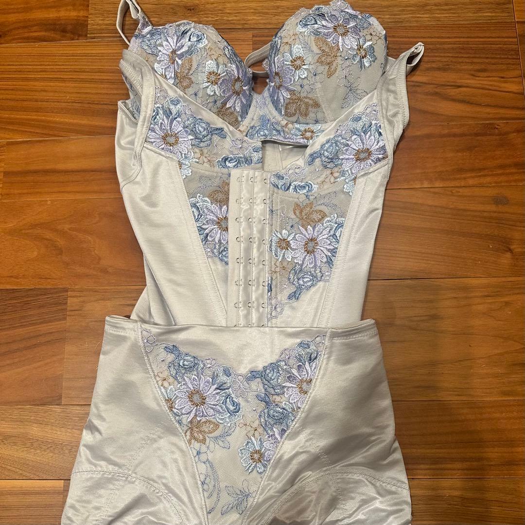 補整下着　マルコ　モンマリエ　D70M