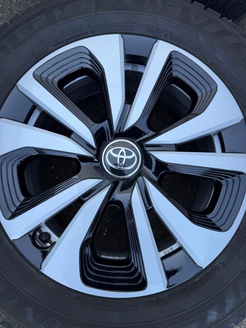 最終値引き送料込！50系プリウスPHV純正ホイール+スタッドレス4本セット