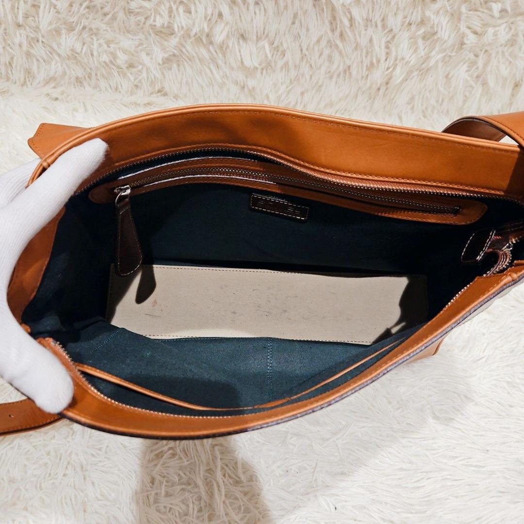 美品 ソメスサドル レザー フラップ ショルダ ーバッグ キャメル A4