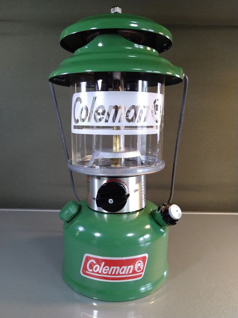 廃盤美品！コールマン　２８５-７４９J　デラックスランタン　人気のアマガエル色！