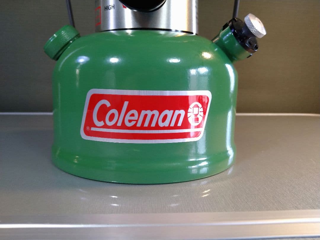 廃盤美品！コールマン　２８５-７４９J　デラックスランタン　人気のアマガエル色！
