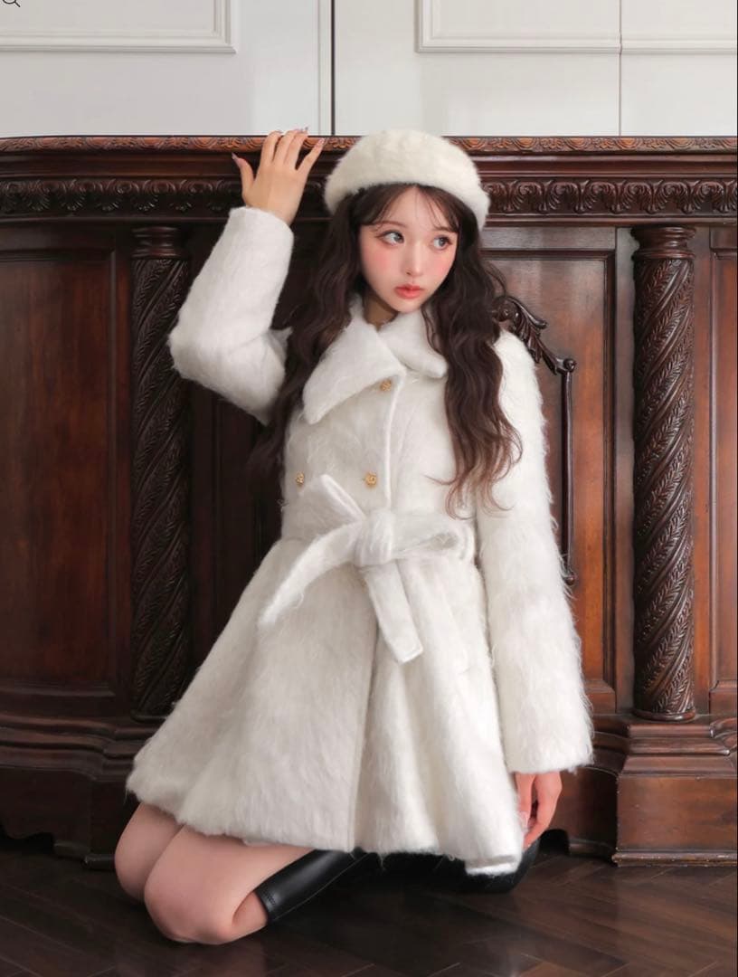 M me eme Shaggy belted coat コート　エムミーエメ 白