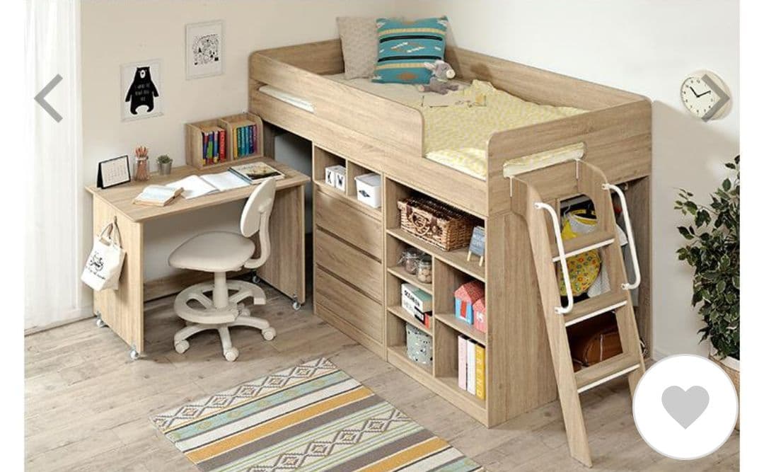 子供部屋　ベット