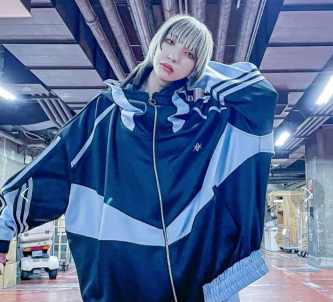 REFLEM レフレム　BIGライン切替パーカー　ブラック　ブルー