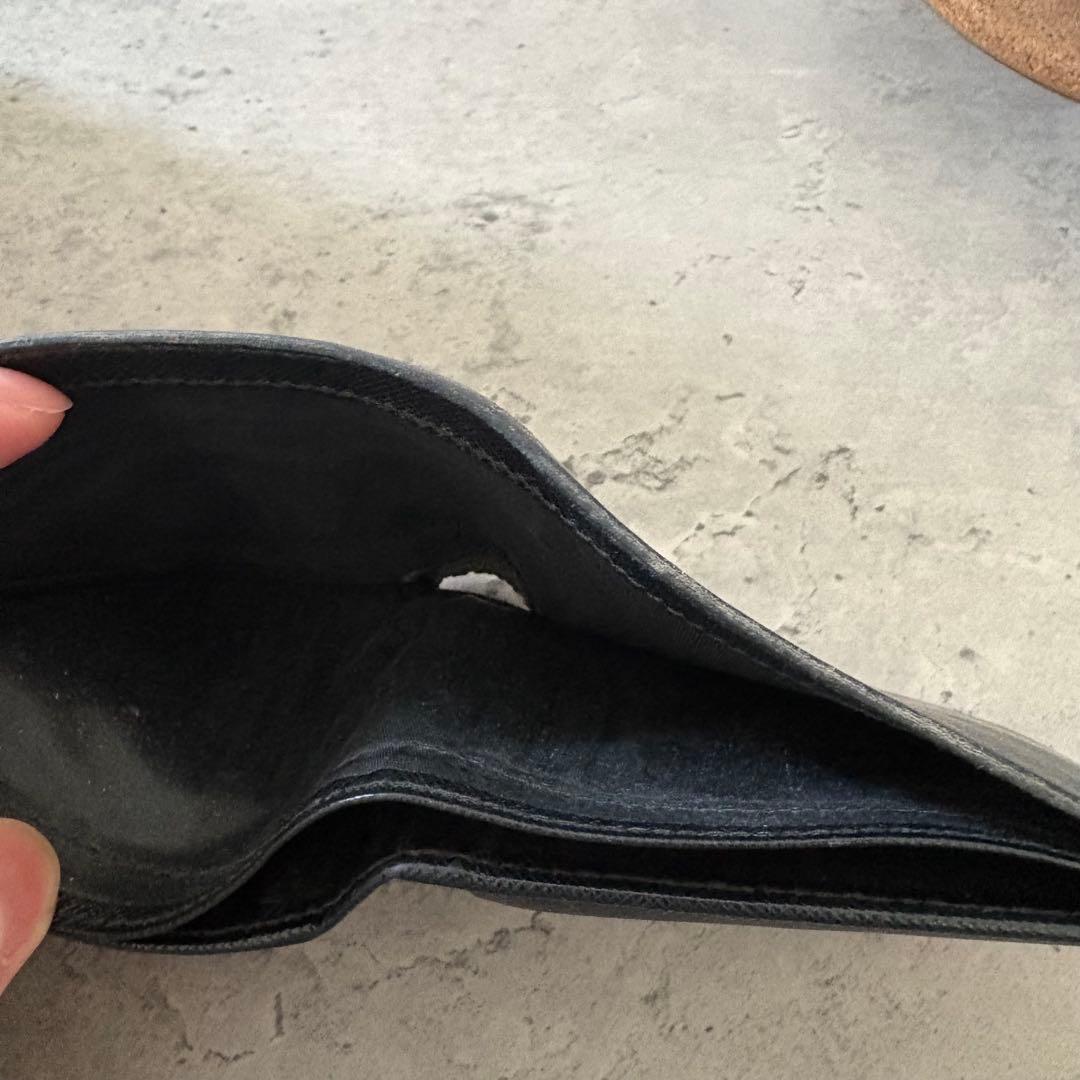 PRADA プラダ　二つ折り財布