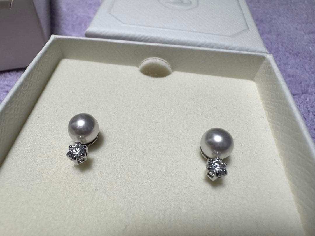 【sari】SWAROVSKI Matrix スタッドピアス 新品