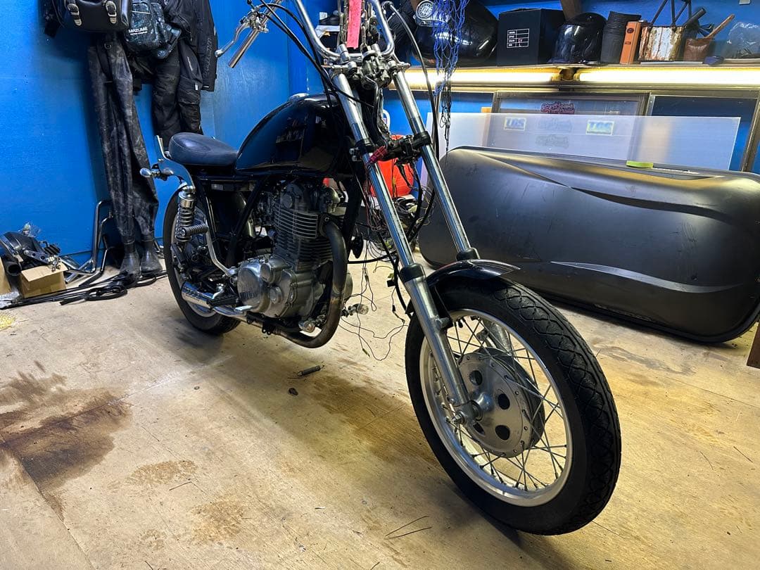 sr400 ブラック フェンダー セット