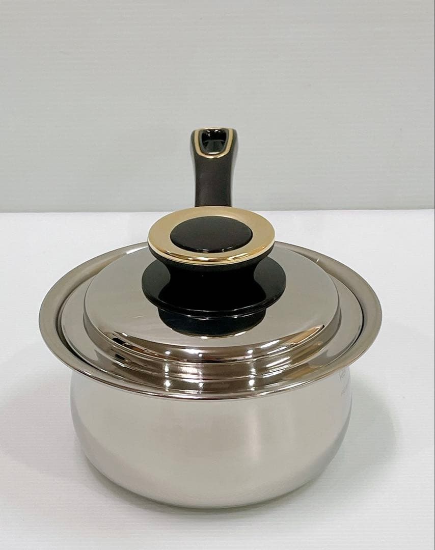 【未使用品】タッパーウェア レインボークッカー 13cm 片手鍋