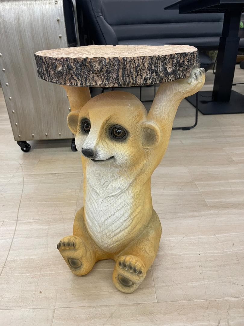 ミーアキャット　サイドテーブル　ミニテーブル　アニマル　動物　ソファ　テーブル