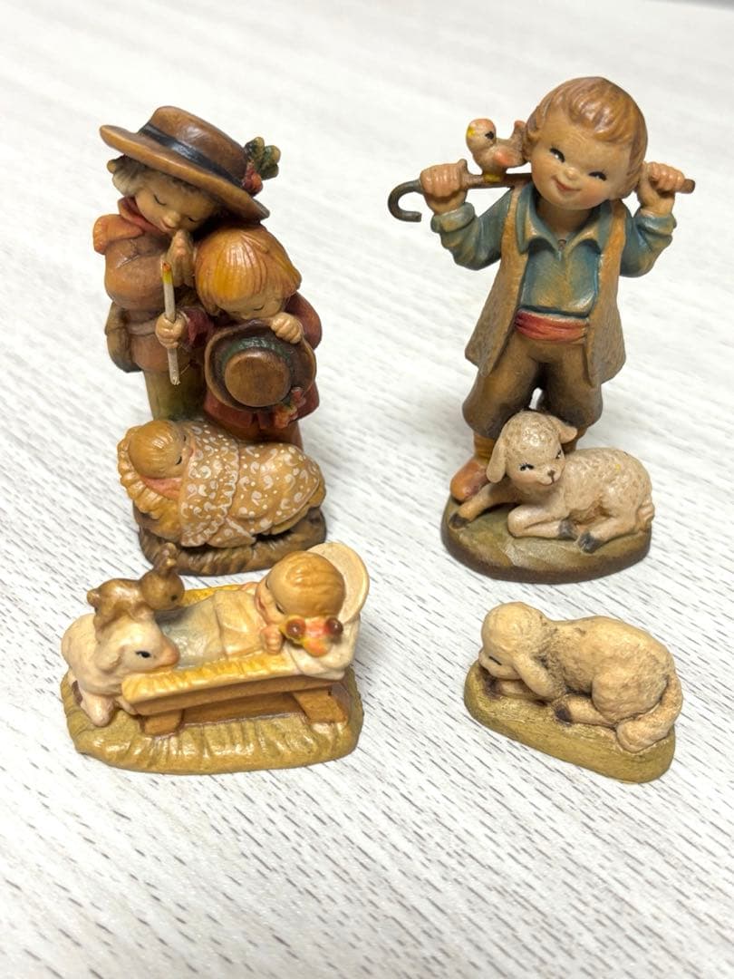 アンリ　人形　木製　クリスマス　置物