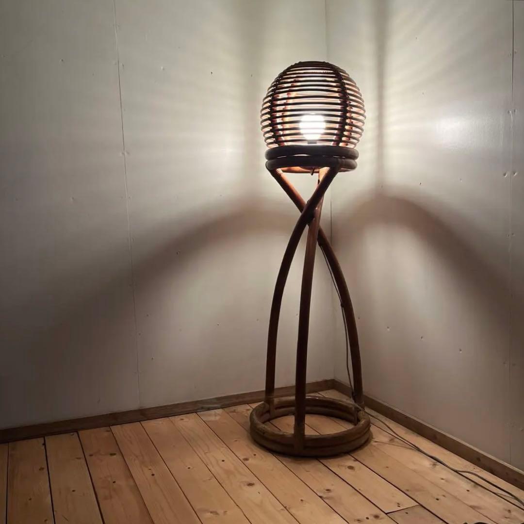 古家具 ビンテージ品◾️籐ラタンフレーム 間接照明 フロアライト/ フロアスタンド