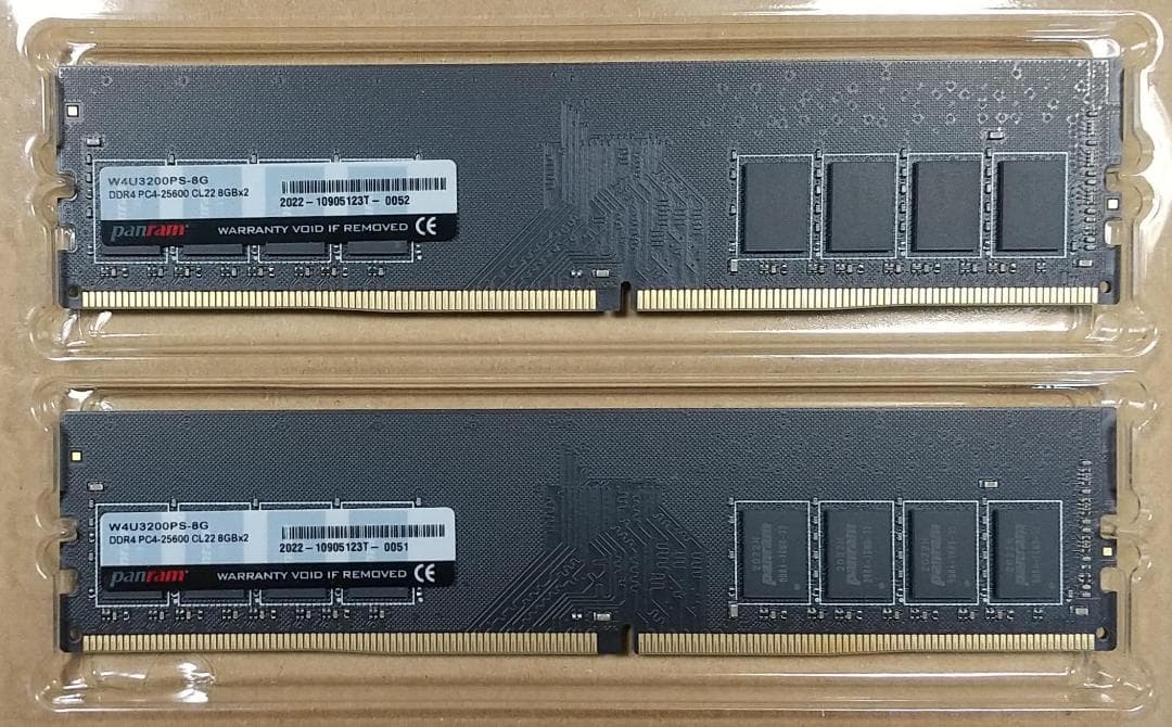 デスクトップ用中古メモリ　CFD Panram DDR4-3200 8GB×2枚