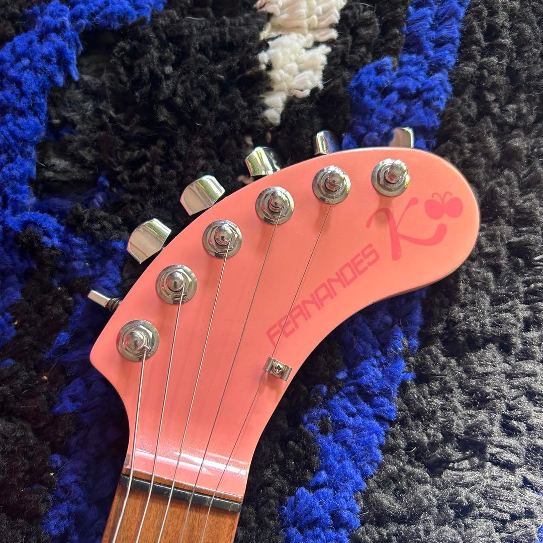 Fernandes ZO-3HK サンリオコラボモデル ハローキティ